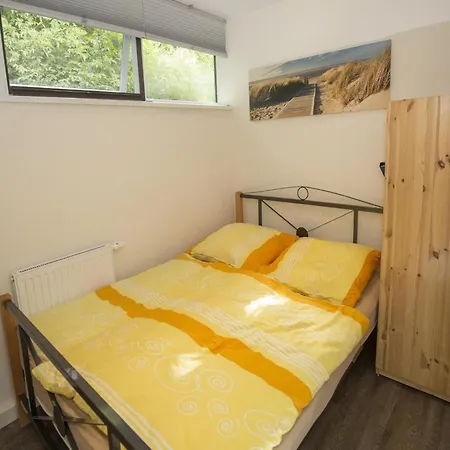 Sint Maartenszee Renovated Family Retreat *