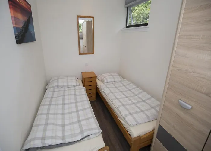 Sint Maartenszee Renovated Family Retreat *