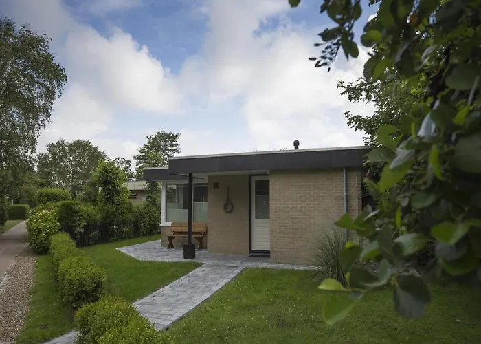 Sint Maartenszee Renovated Family Retreat Sint Maartensvlotbrug